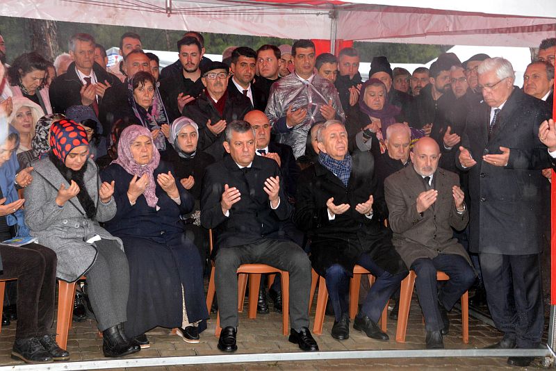 O Z G U R O Z E L K A H R A M A N M A R A S’ T A D E P R E M D E O L 1147755 340852