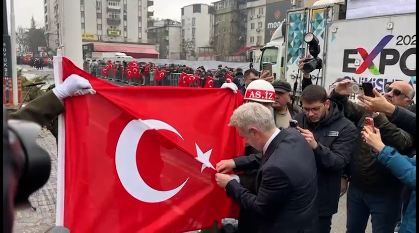 Whatsapp Video 2026 02 12 At 11.06.24.00 01 53 47.Still002