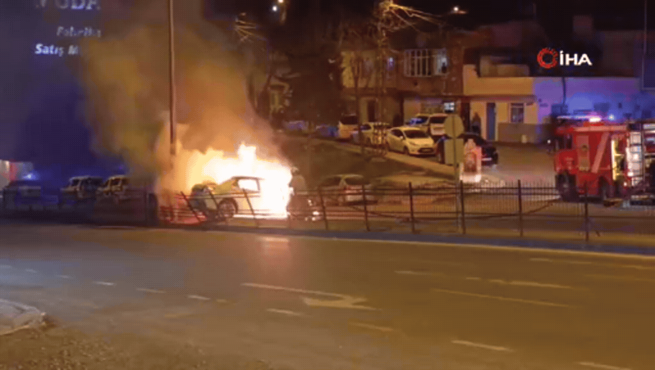 Kahramanmaraş’ta Film Gibi Kovalamaca! Yanan Araçla Kaçtılar