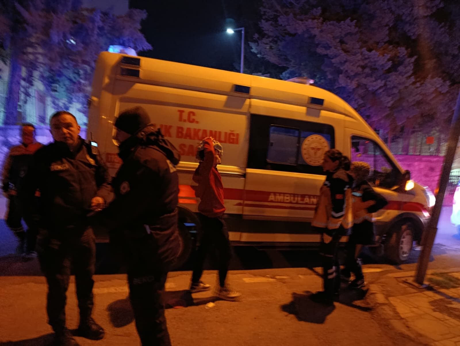 Kahramanmaraş'ta gençler arasında bıçaklı kavga: 3 yaralı