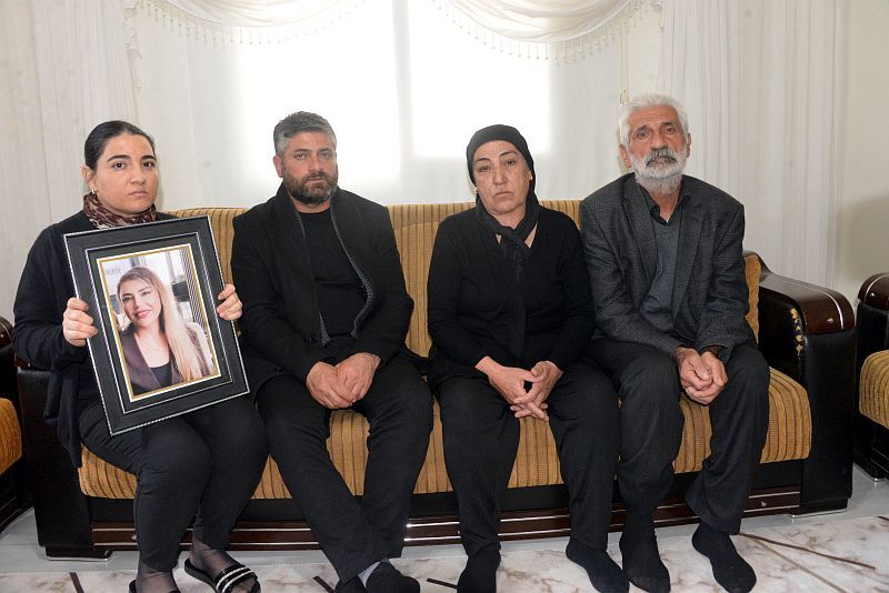 B O G U L A R A K O L D U R U L E N A L E V’ I N K A R D E S I B A N 1201811 357382