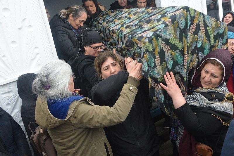 B O G U L A R A K O L D U R U L E N A L E V’ I N K A R D E S I B A N 1201815 357382