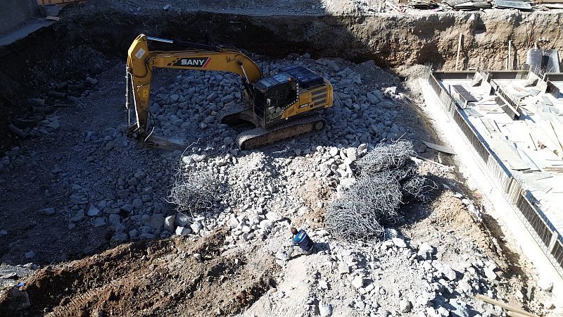 D J I 0527.00 00 45 02. Still003-1