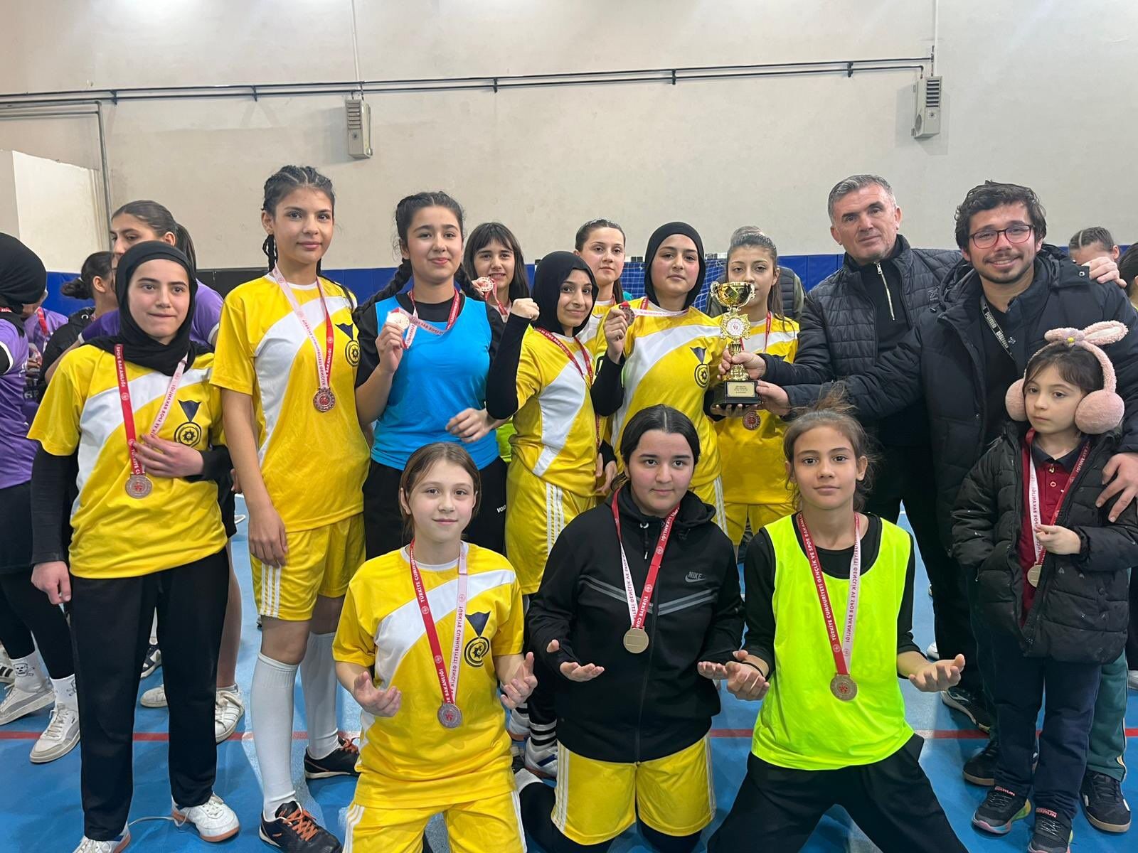 H Ckpt F F X E A Amny3