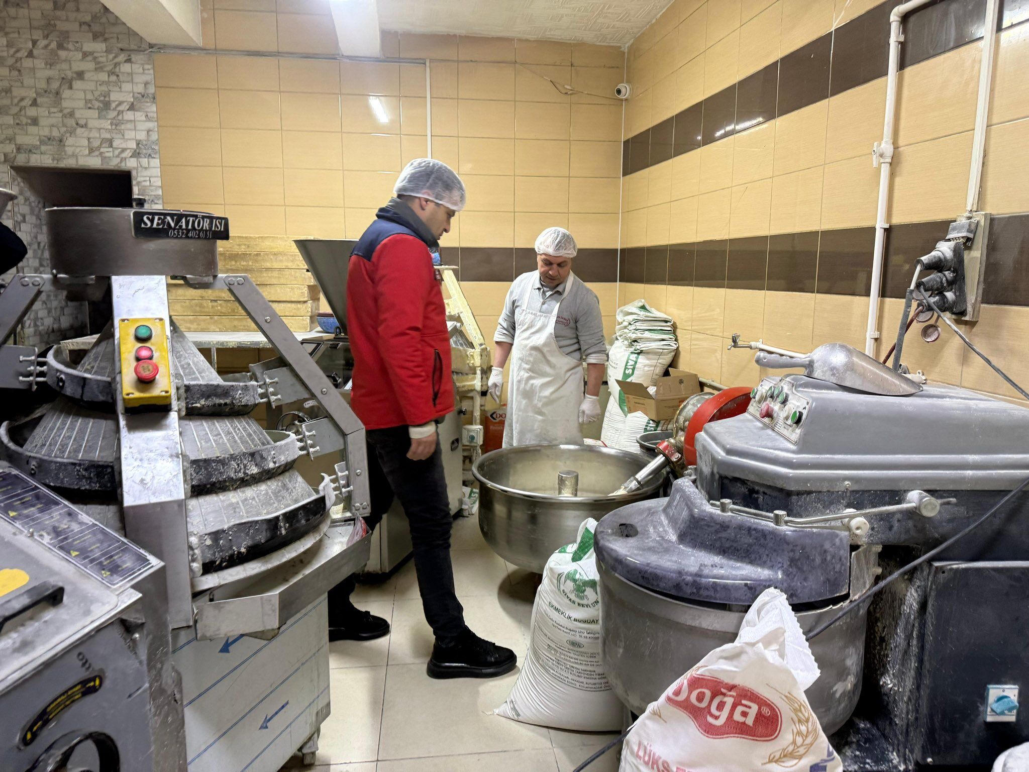 H Cuyv09B U A Ak J Wj