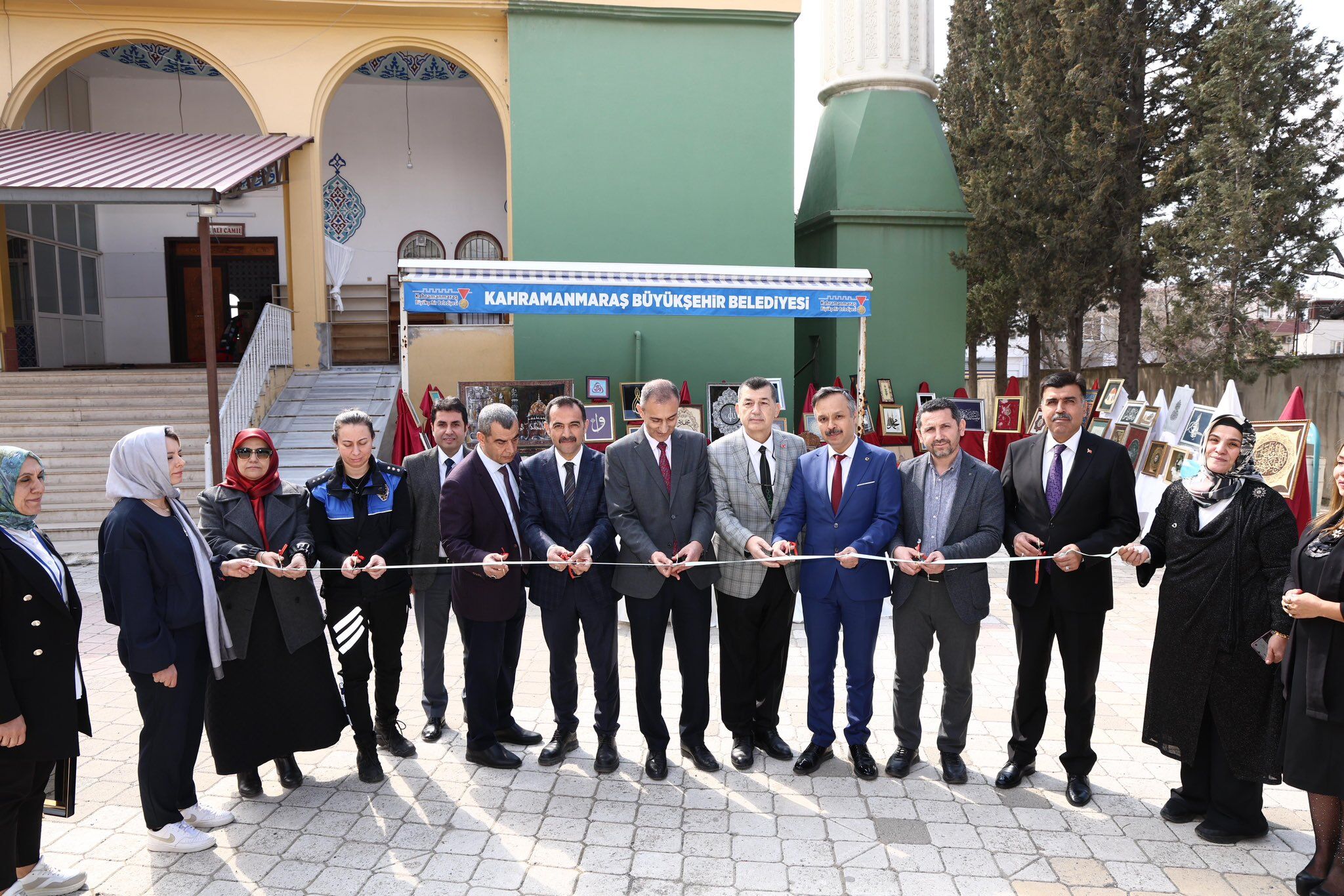 H D T4E L L Wc A A D X Nw