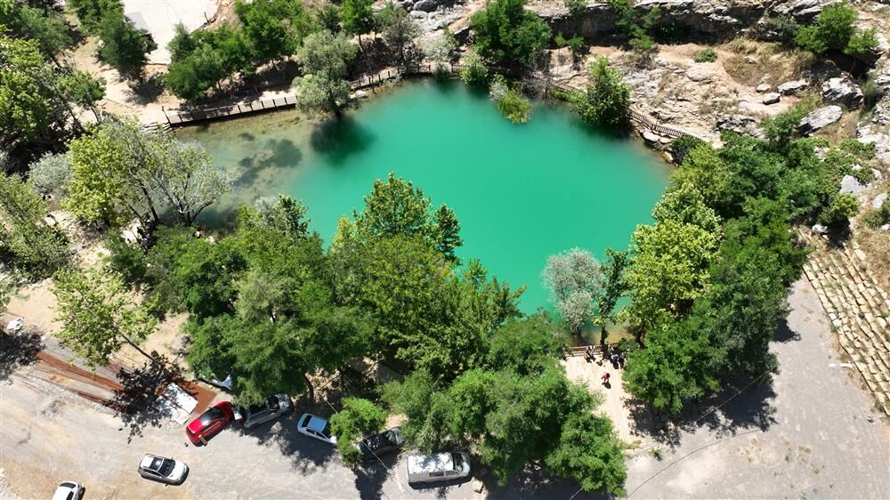 Y E Ş İ L G Ö Z-1