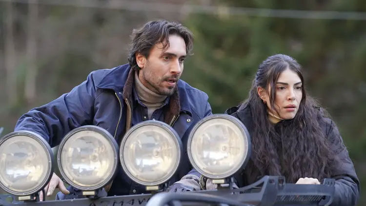 69Aa9Ee8192C245Bad939F33