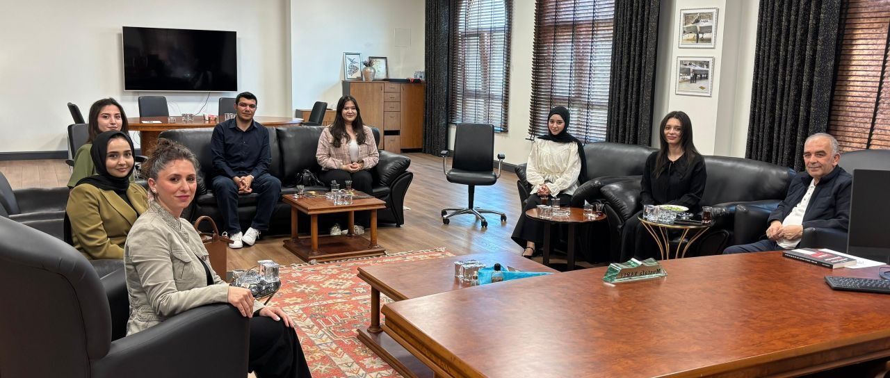 F2402F17 3703 462E 937C 7073439Fbf17