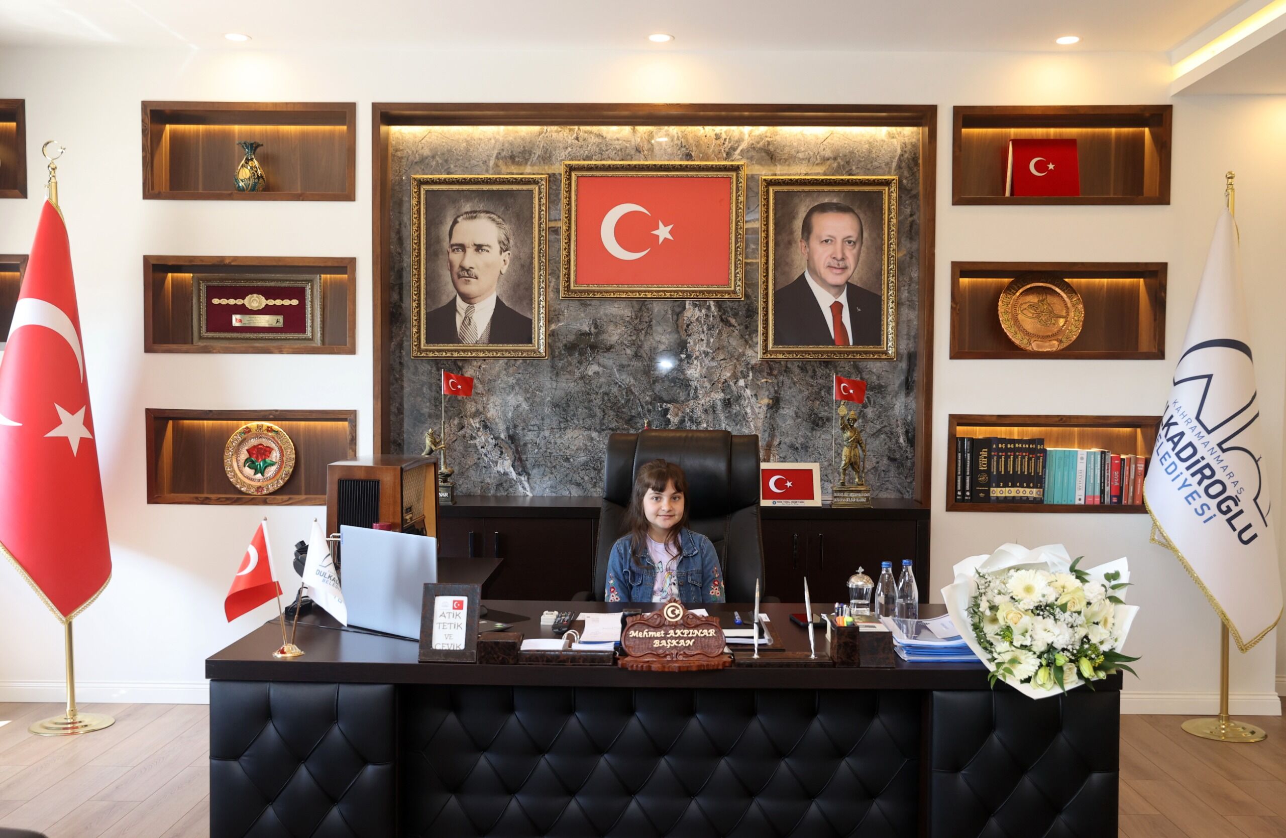 Dulkadiroğlu Belediyesi'nde Başkanlık Makamı Ecrin Nisanur Aşgan’a Emanet Edildi