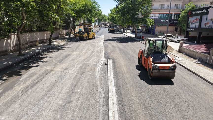 Cahit Zarifoğlu Caddesi (1)-1