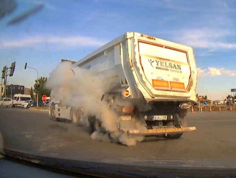 A W722128 01