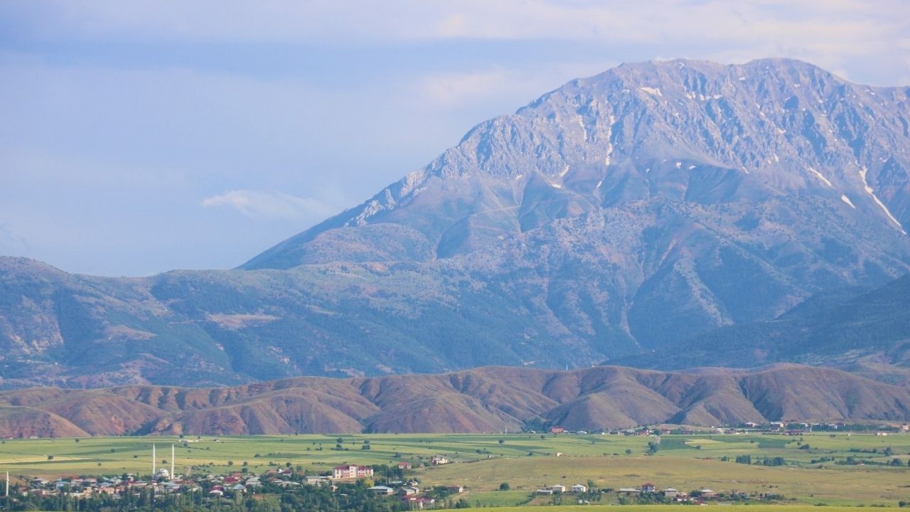 Kahramanmaraş’ın 2 Bin Metrelik Sessiz Yükseltisi