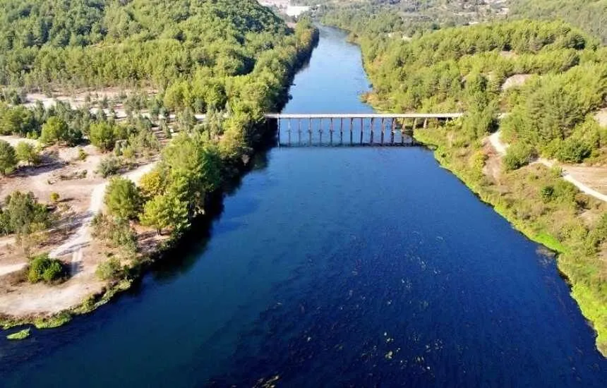 Kahramanmaraş’ın en uzun nehri Çukurova’ya can veriyor