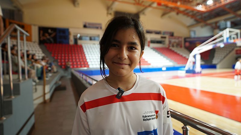Defne Sümbül