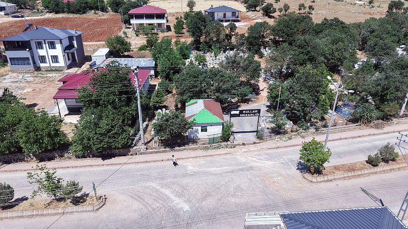 Nurhak Mezarlık Düzenleme (5)
