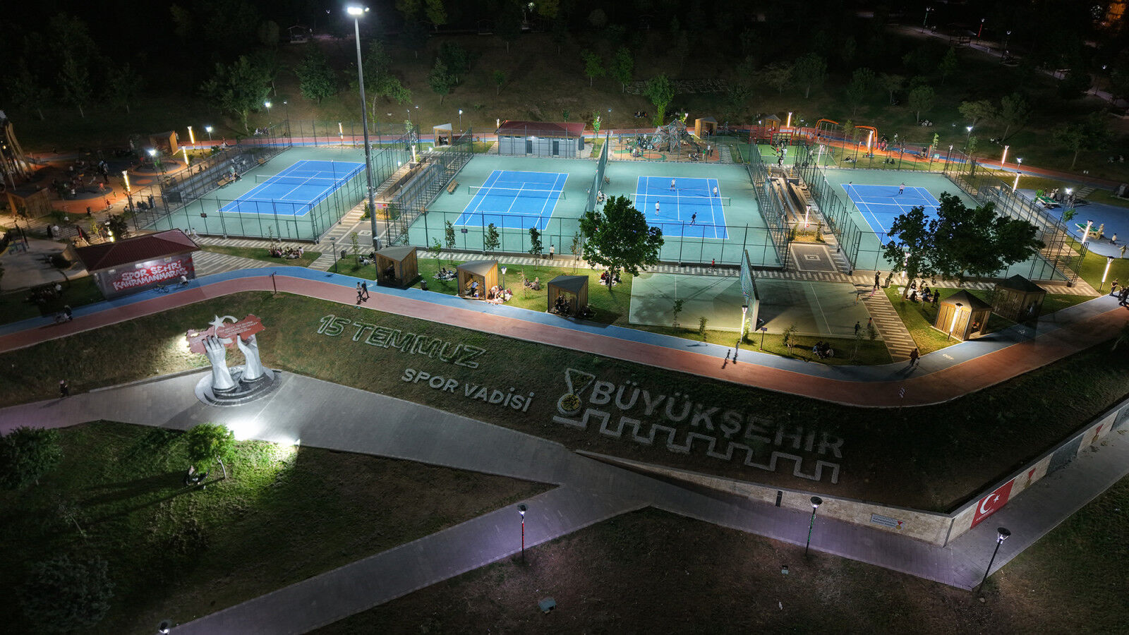 Tenis 4