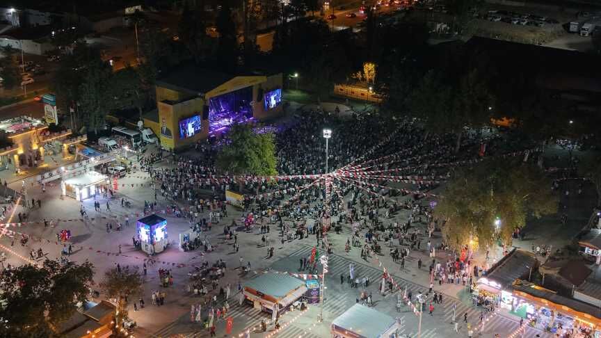 Çelik Konseri (2)