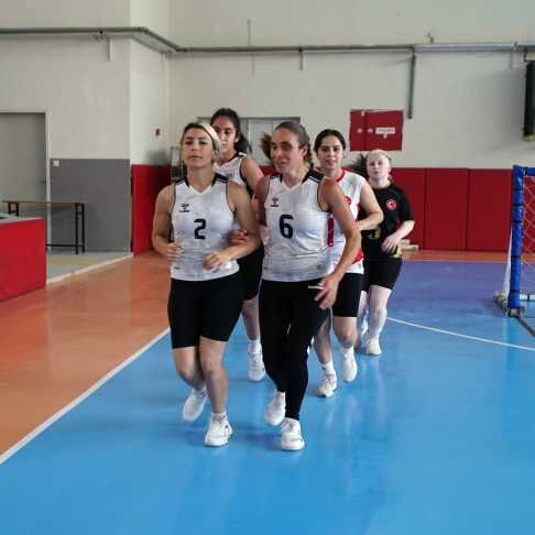 Kadin Goalball Takimi2