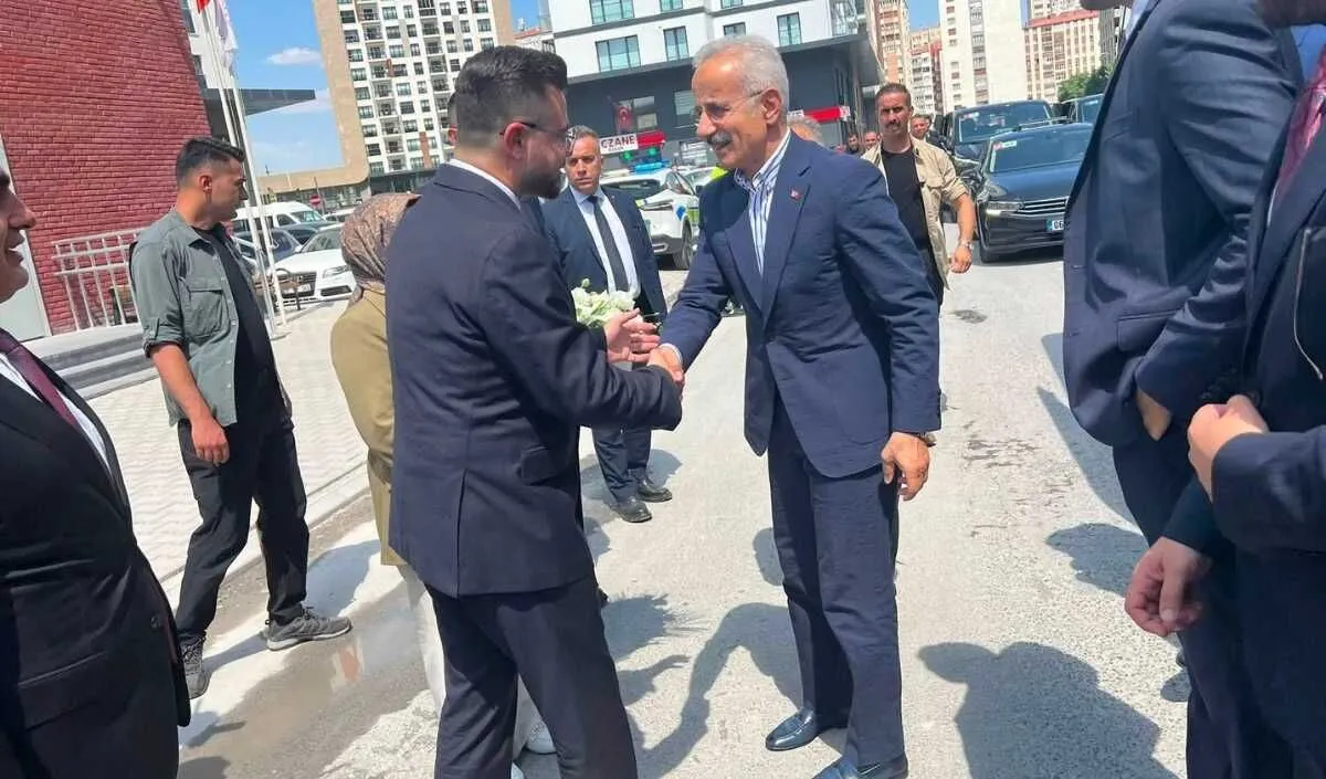 Uraloglu Okandan Kmaras Kayseri Yol 2