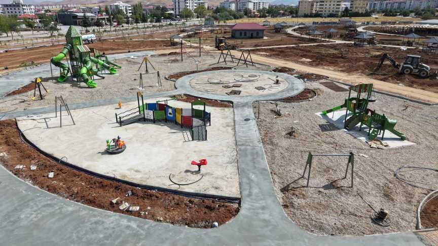 Afsin Millet Bahcesi1