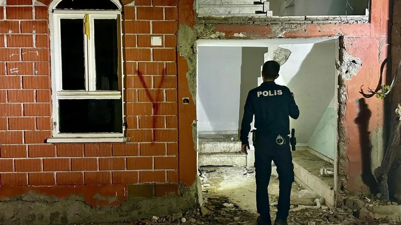 Ece Dokunmayın (60)